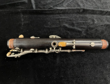 Photo LOW PRICE Buffet Crampon Paris R13 Series Clarinet in A - Serial # 440884